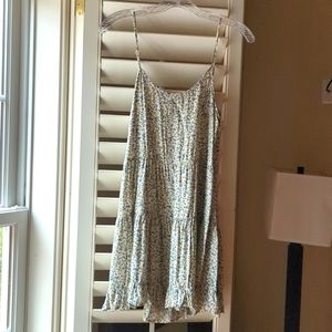 Forever 21 Size Small Flowy backless floral dress spaghetti strap blue and green